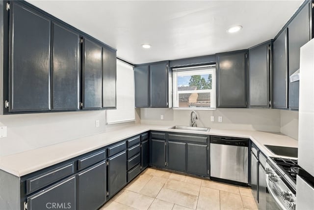 70 W Claremont St, Pasadena, CA 91103 — photo 17 of 51
