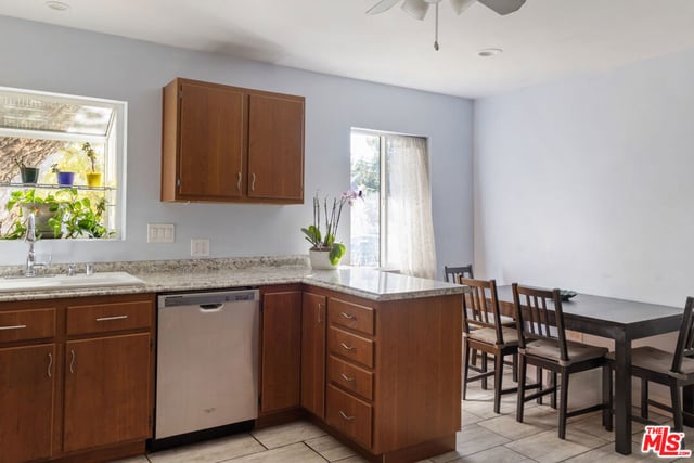 15151 Enadia Way, Van Nuys, CA 91405 — photo 16 of 35