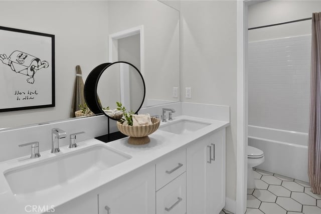 28004 Plateau Terrace, Valencia, CA 91381 — photo 19 of 32