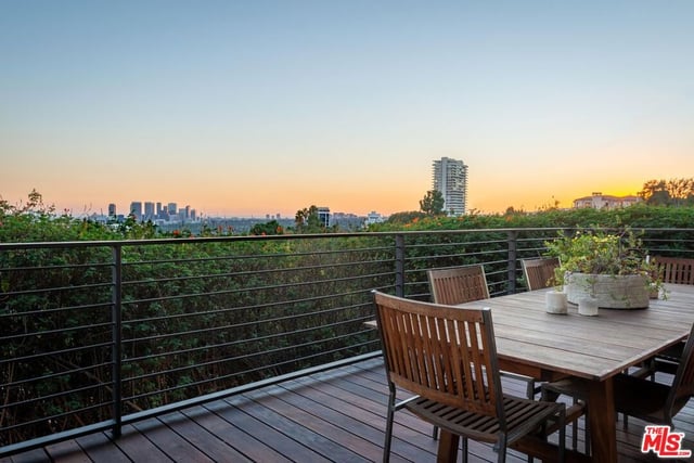 8951 St Ives Drive, West Hollywood, CA 90069 — photo 12 of 54