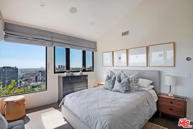 8951 St Ives Drive, West Hollywood, CA 90069 — photo 26 of 54