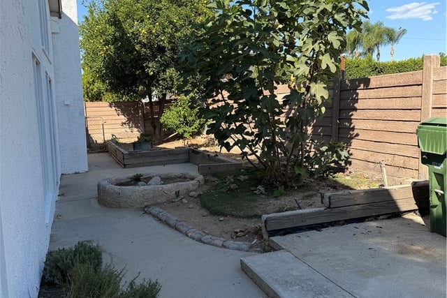 8108 Yarmouth, Reseda, CA 91335 — photo 14 of 17