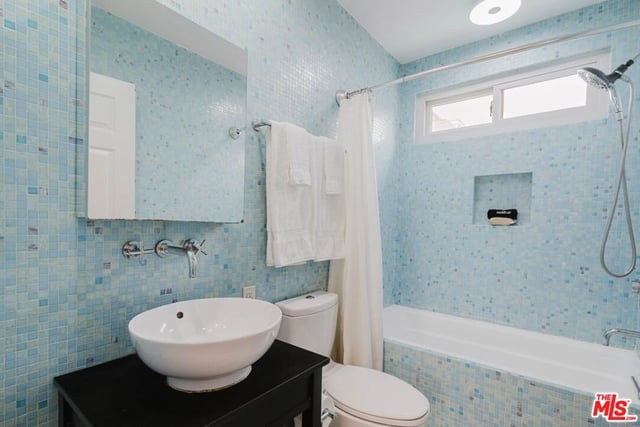 2721 2nd Street 210, Santa Monica, CA 90405 — photo 17 of 36