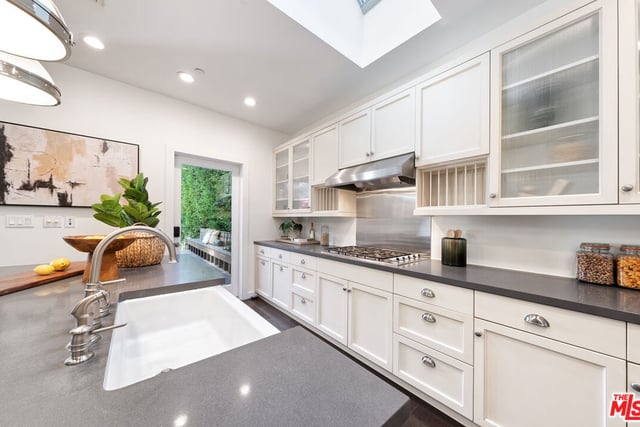 1753 Euclid Street, Santa Monica, CA 90404 — photo 18 of 42