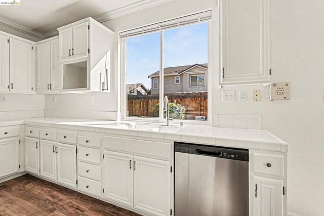 160 Malaga Way, Brentwood, CA 94513 — photo 15 of 43
