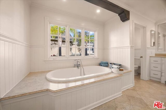 10388 Keswick Avenue, Los Angeles, CA 90064 — photo 23 of 58