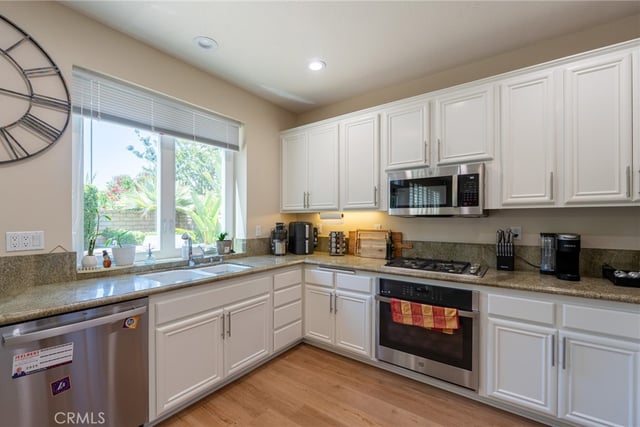 1485 Sappanwood, Thousand Oaks, CA 91320 — photo 11 of 33