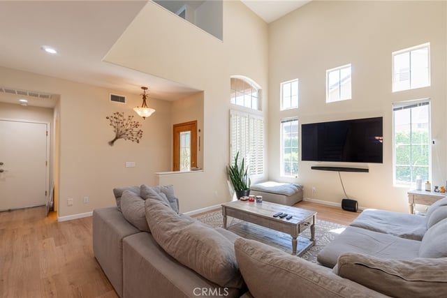 1485 Sappanwood, Thousand Oaks, CA 91320 — photo 7 of 33