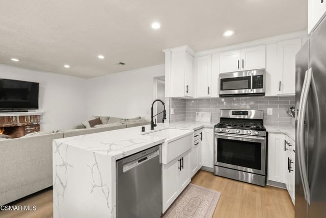 2161 Morning Glory Street, Simi Valley, CA 93065 — photo 14 of 40