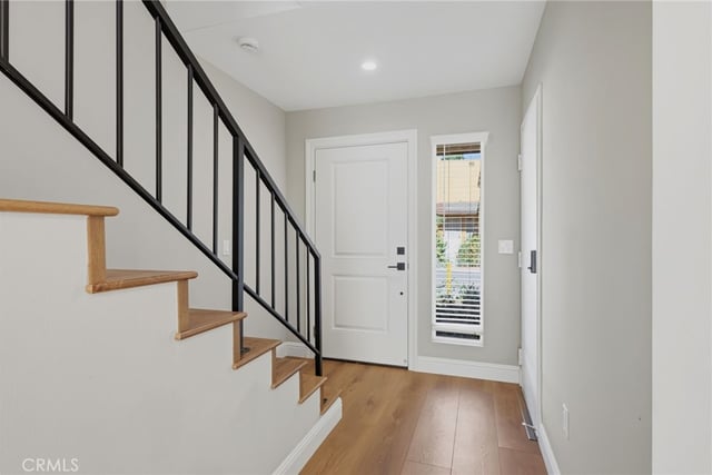 9201 Wakefield Avenue 3, Panorama City, CA 91402 — photo 3 of 32
