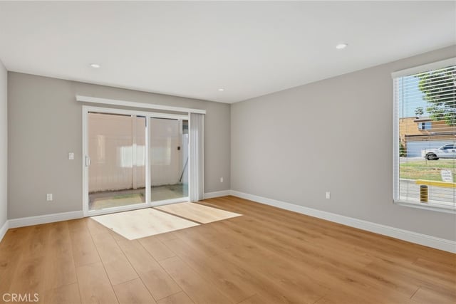 9201 Wakefield Avenue 3, Panorama City, CA 91402 — photo 5 of 32