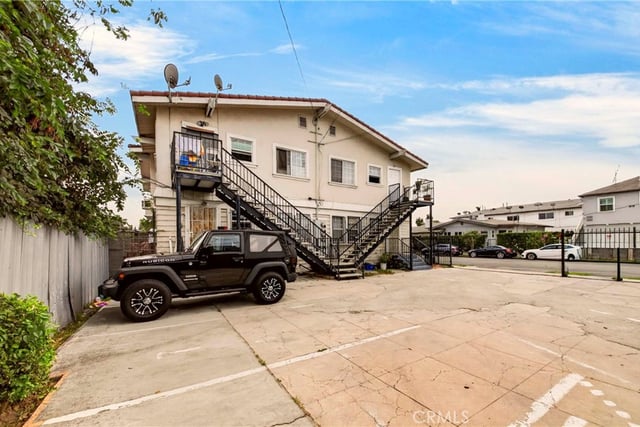 1417 3rd Avenue, Los Angeles, CA 90019 — photo 13 of 14