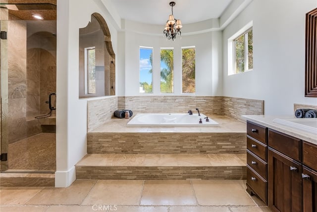 23123 Oxnard, Woodland Hills, CA 91367 — photo 7 of 10