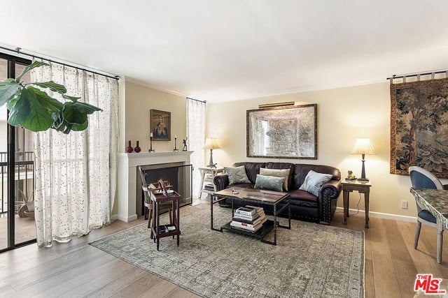 906 N Doheny Drive 510, West Hollywood, CA 90069 — photo 11 of 36