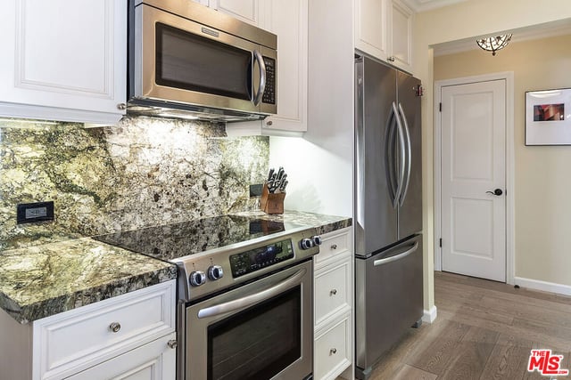 906 N Doheny Drive 510, West Hollywood, CA 90069 — photo 5 of 36