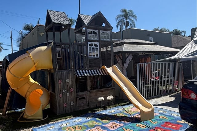 221 N Pearl, Compton, CA 90221 — photo 4 of 4
