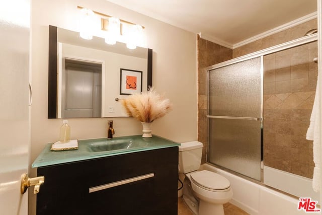 2332 Fox Hills Drive 103, Los Angeles, CA 90064 — photo 19 of 26
