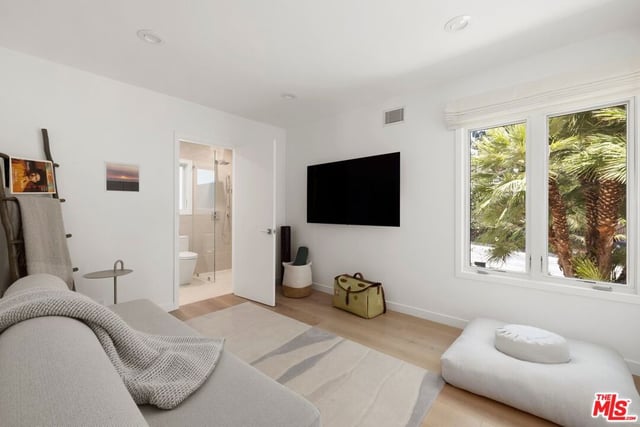 1431 Stradella Road, Los Angeles, CA 90077 — photo 17 of 38