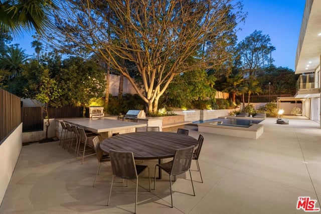 1431 Stradella Road, Los Angeles, CA 90077 — photo 33 of 38