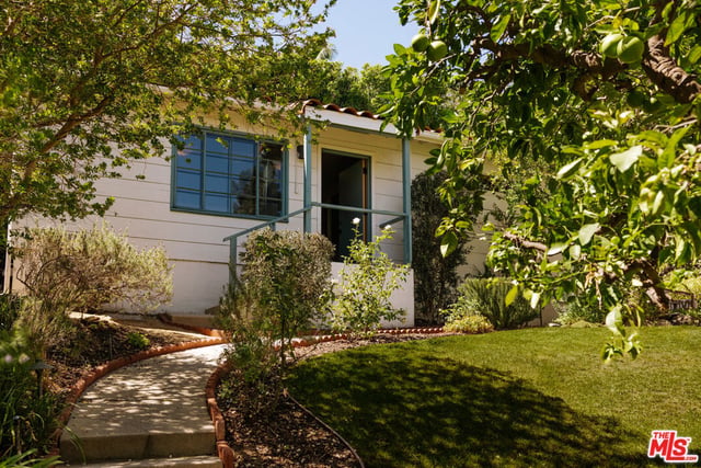 2127 N Fern Dell Place, Los Angeles, CA 90068 — photo 30 of 37