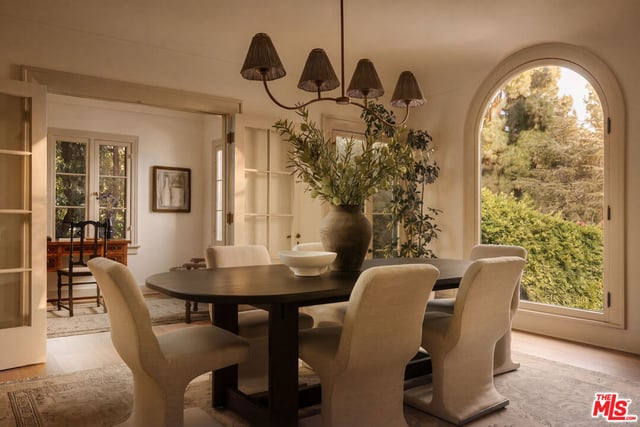 2127 N Fern Dell Place, Los Angeles, CA 90068 — photo 4 of 37