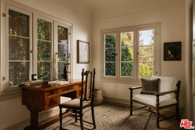 2127 N Fern Dell Place, Los Angeles, CA 90068 — photo 5 of 37
