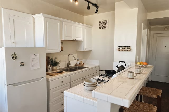455 E Ocean Blvd 915, Long Beach, CA 90802 — photo 19 of 46