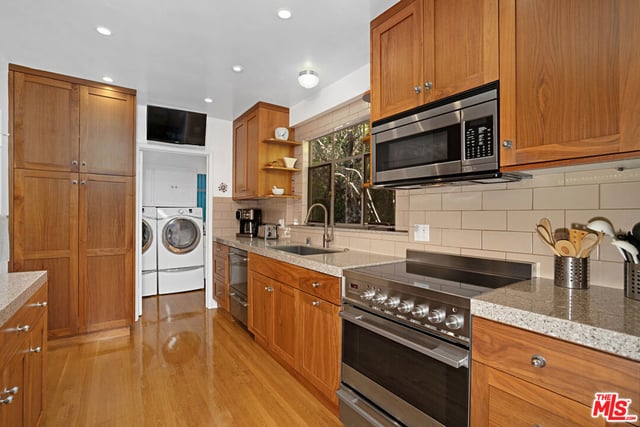 1750 Silverwood Terrace, Los Angeles, CA 90026 — photo 13 of 40