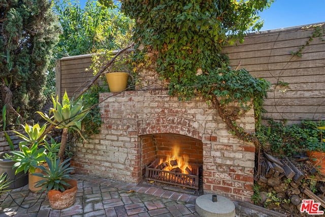 1750 Silverwood Terrace, Los Angeles, CA 90026 — photo 14 of 40