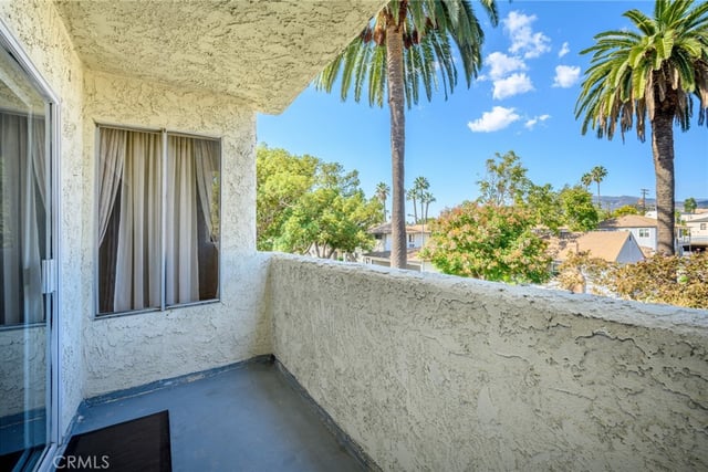 1422 Rock Glen Avenue 203, Glendale, CA 91205 — photo 10 of 28