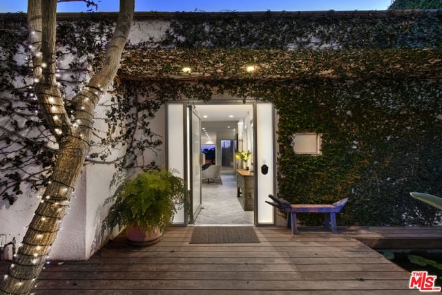 2137 Sunset Plaza Dr., Los Angeles, CA 90069 — photo 10 of 74