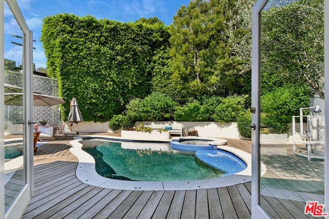 2137 Sunset Plaza Dr., Los Angeles, CA 90069 — photo 25 of 74