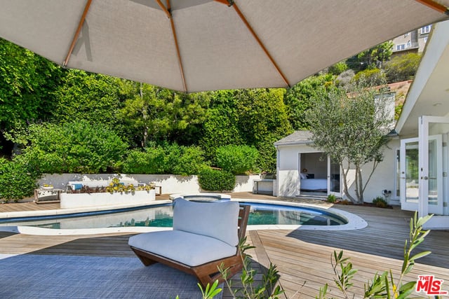2137 Sunset Plaza Dr., Los Angeles, CA 90069 — photo 30 of 74