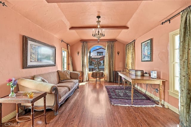 105 Claremont Avenue, Long Beach, CA 90803 — photo 5 of 36