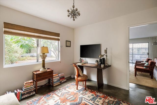 4343 Finley Avenue 2, Los Angeles, CA 90027 — photo 18 of 28