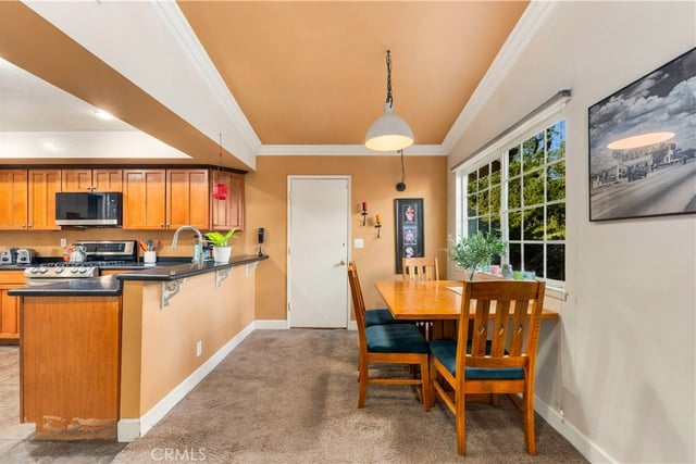 19634 Crystal Springs Court, Newhall, CA 91321 — photo 3 of 15