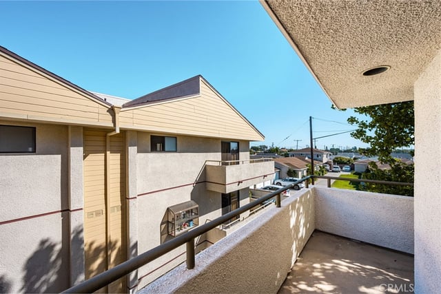 1107 W 158th 1A, Gardena, CA 90247 — photo 22 of 30