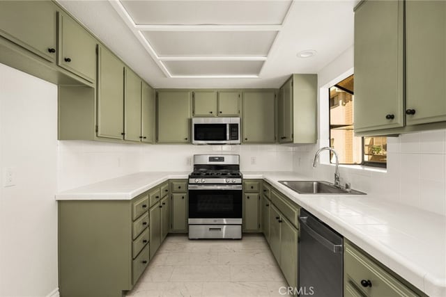 1107 W 158th 1A, Gardena, CA 90247 — photo 8 of 30