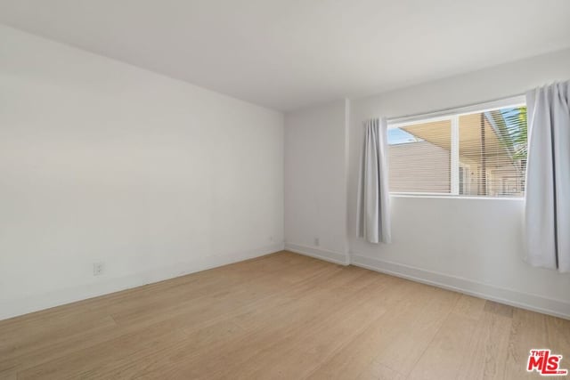 970 Palm Avenue 211, West Hollywood, CA 90069 — photo 17 of 24