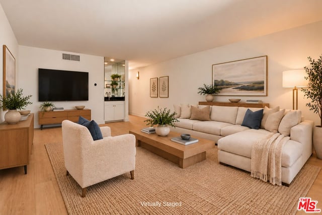970 Palm Avenue 211, West Hollywood, CA 90069 — photo 2 of 24