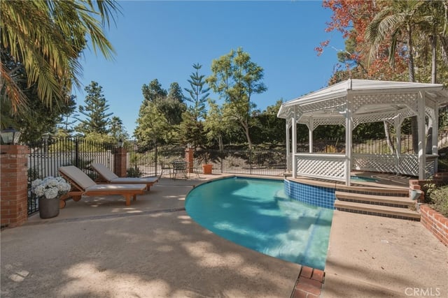 3010 Annita Drive, Glendale, CA 91206 — photo 3 of 62