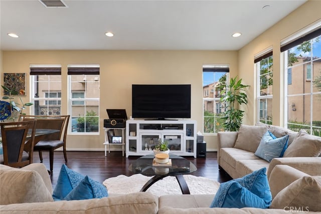 20336 Paseo Los Arcos, Porter Ranch, CA 91326 — photo 4 of 40