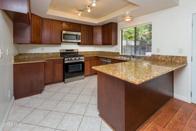 4117 Lost Springs Drive, Calabasas, CA 91301 — photo 17 of 52