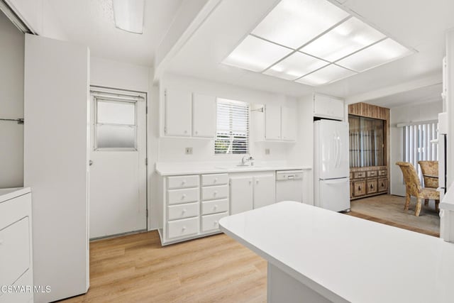 141 La Fortuna, Newbury Park, CA 91320 — photo 12 of 37