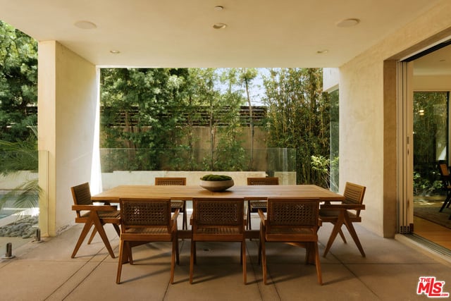 2643 34th Street, Santa Monica, CA 90405 — photo 15 of 36