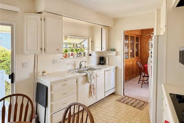 27361 Sierra Highway 183, Canyon Country, CA 91351 — photo 11 of 21
