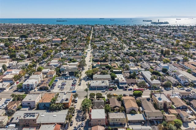 3741 E 4th Street, Long Beach, CA 90814 — photo 34 of 35
