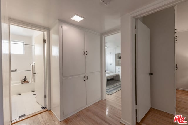 4507 Finley Avenue 1, Los Angeles, CA 90027 — photo 19 of 33