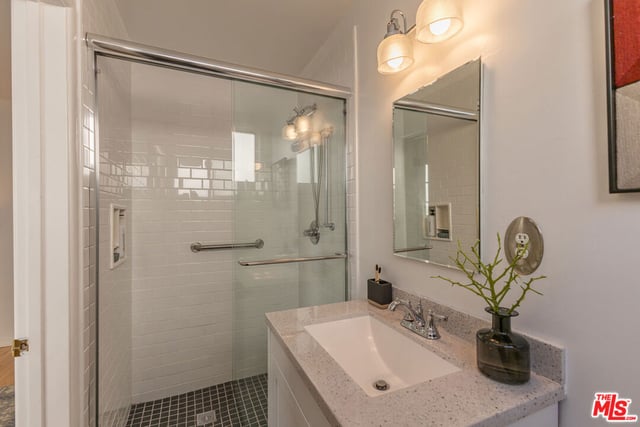 4507 Finley Avenue 1, Los Angeles, CA 90027 — photo 32 of 33