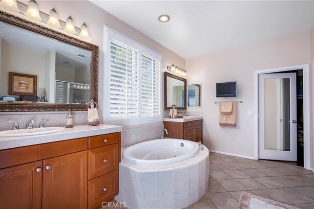 22211 Celestial, Saugus, CA 91390 — photo 26 of 29